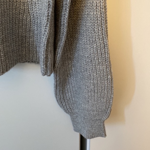 NWT BP gray cozy knit pullover sweater size xs - Picture 5 of 9